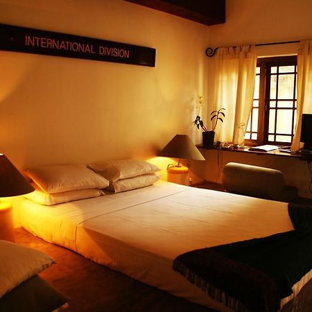 The Havelock Place Bungalow Colombo Extérieur photo