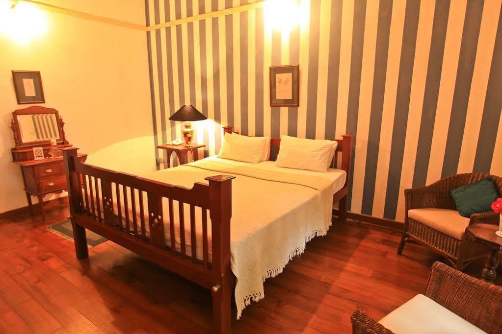 The Havelock Place Bungalow Colombo Extérieur photo
